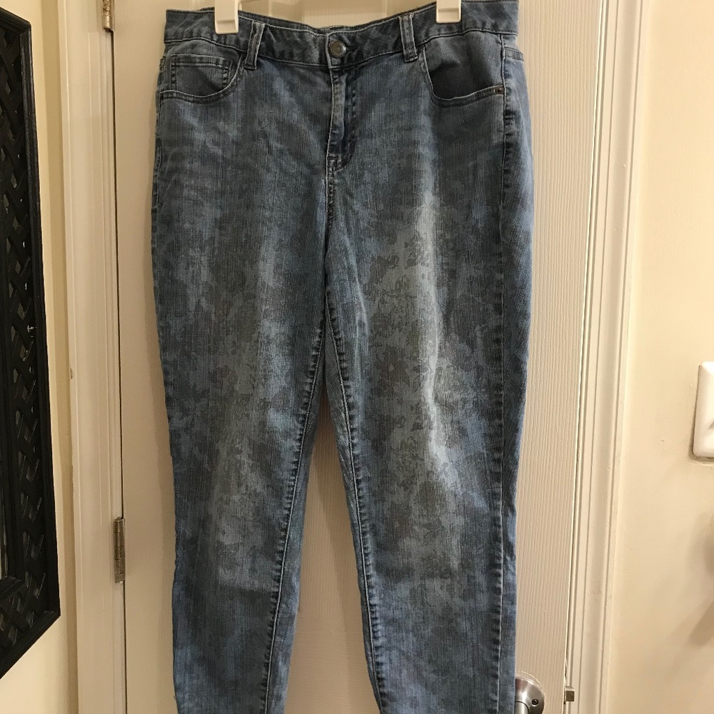 Lane Bryant Venezia Floral Faded Jeans sz 18